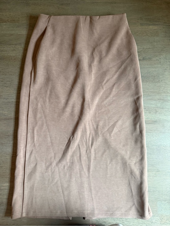 lululemon athletica Dresses & Skirts - Lululemon Softstream High-Rise Midi skirt